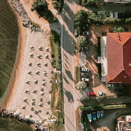 סטאברוס Calma Beach Hotel מראה חיצוני תמונה