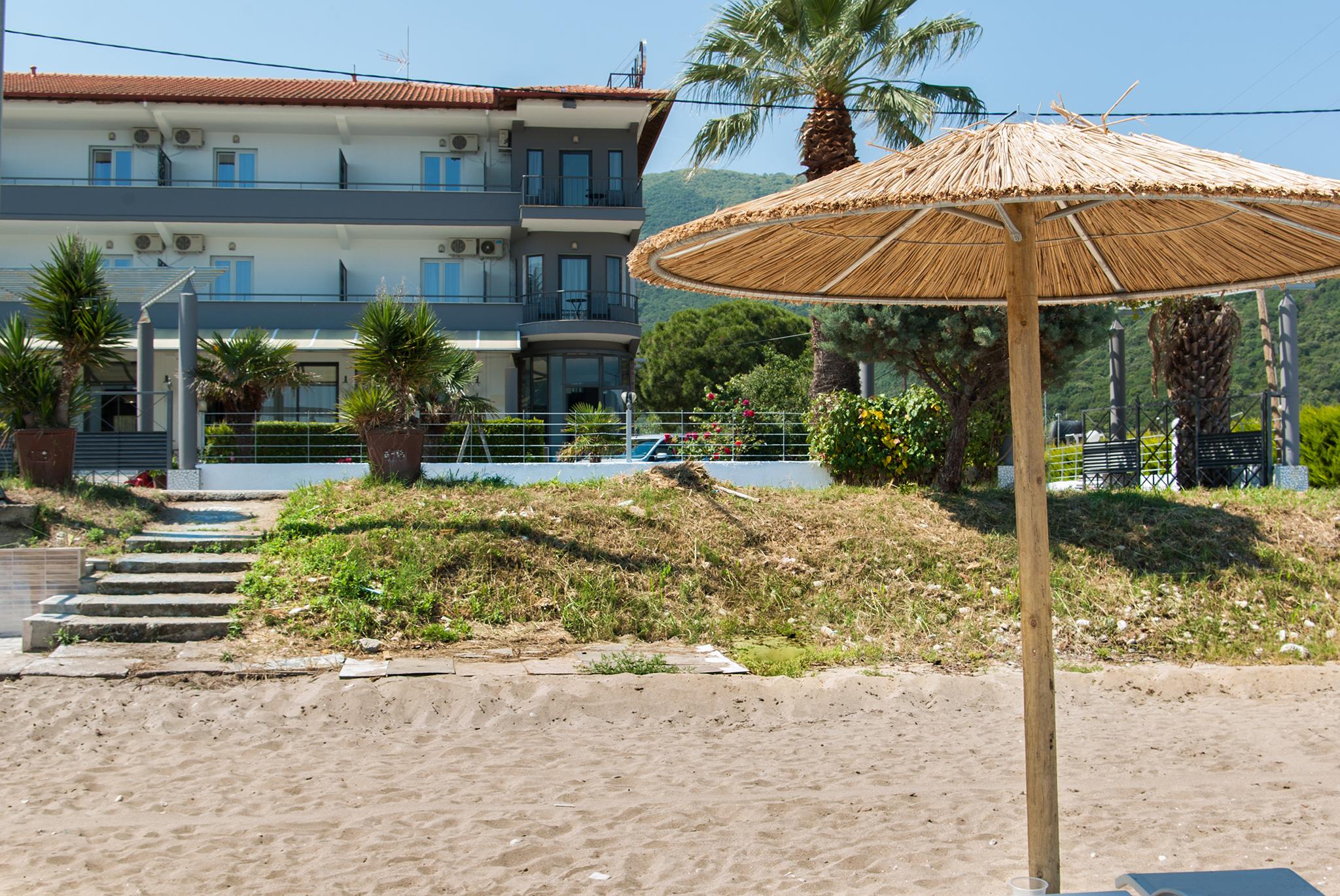 סטאברוס Calma Beach Hotel מראה חיצוני תמונה