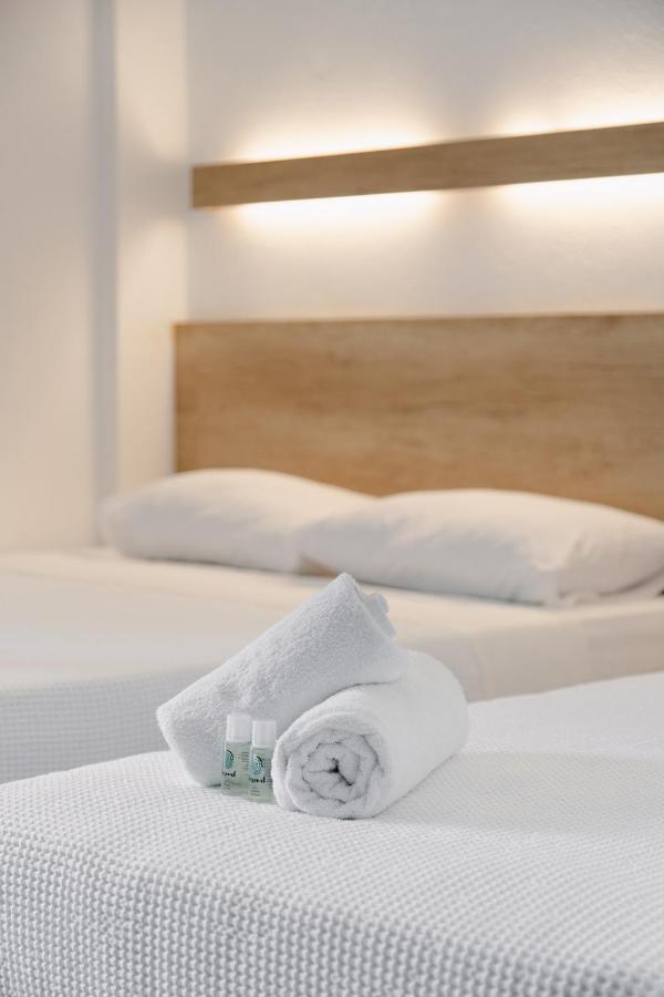 סטאברוס Calma Beach Hotel מראה חיצוני תמונה