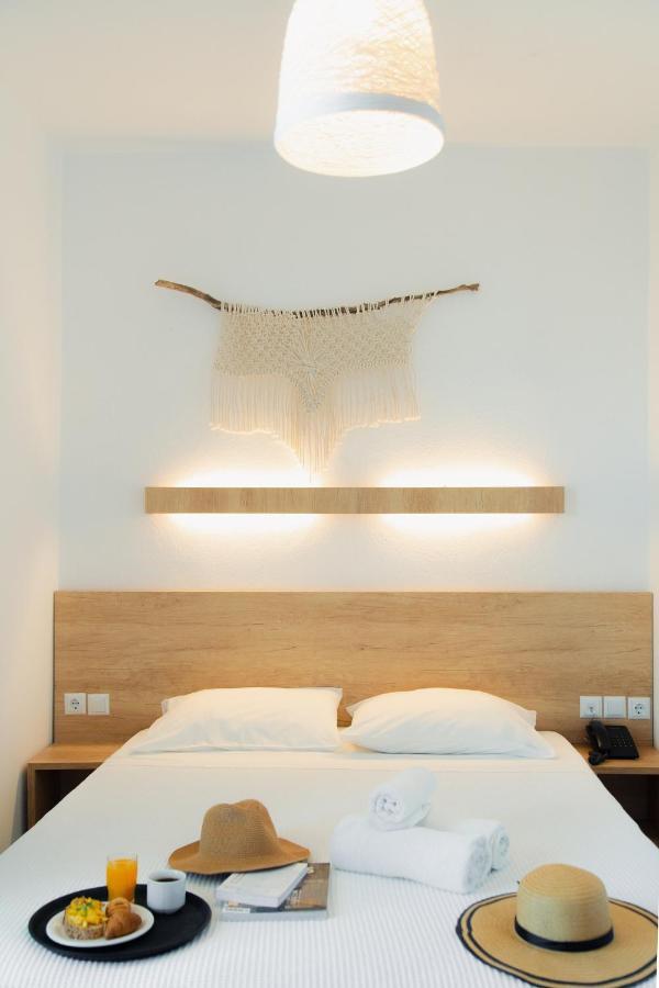 סטאברוס Calma Beach Hotel מראה חיצוני תמונה